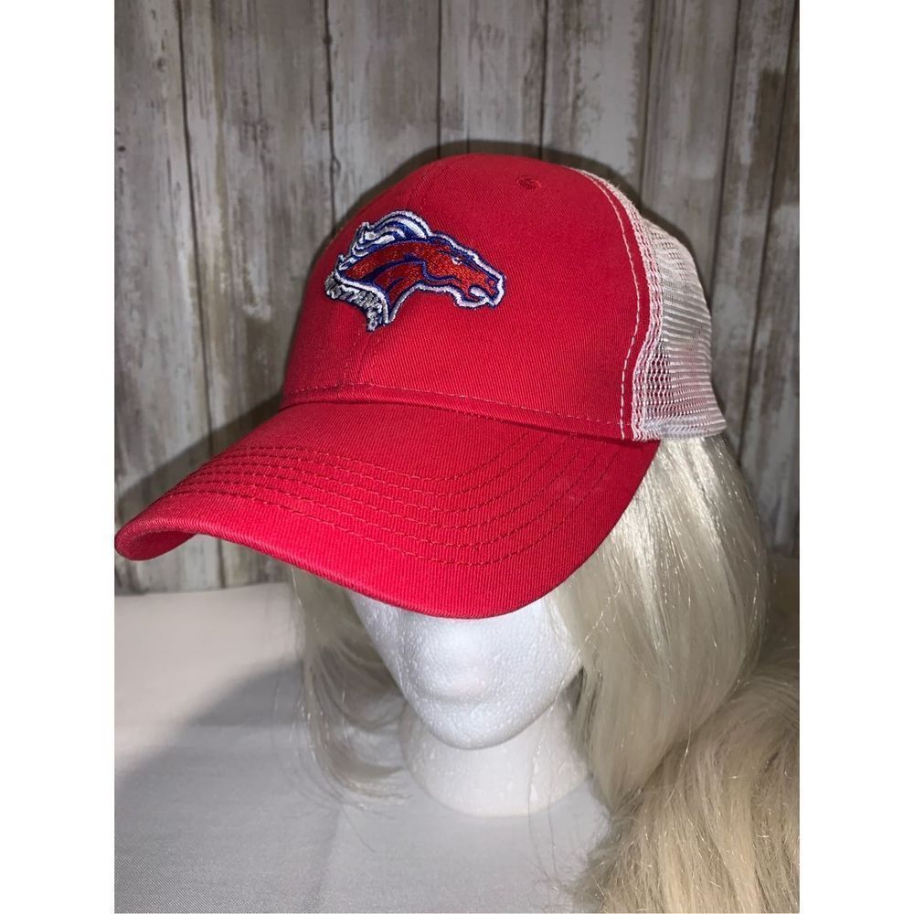 Vintage Red Mustang Mesh Back Hat One Size‎